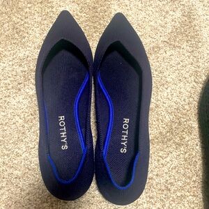 ECU worn a couple of times size 10 but fit more like a 9 1/2